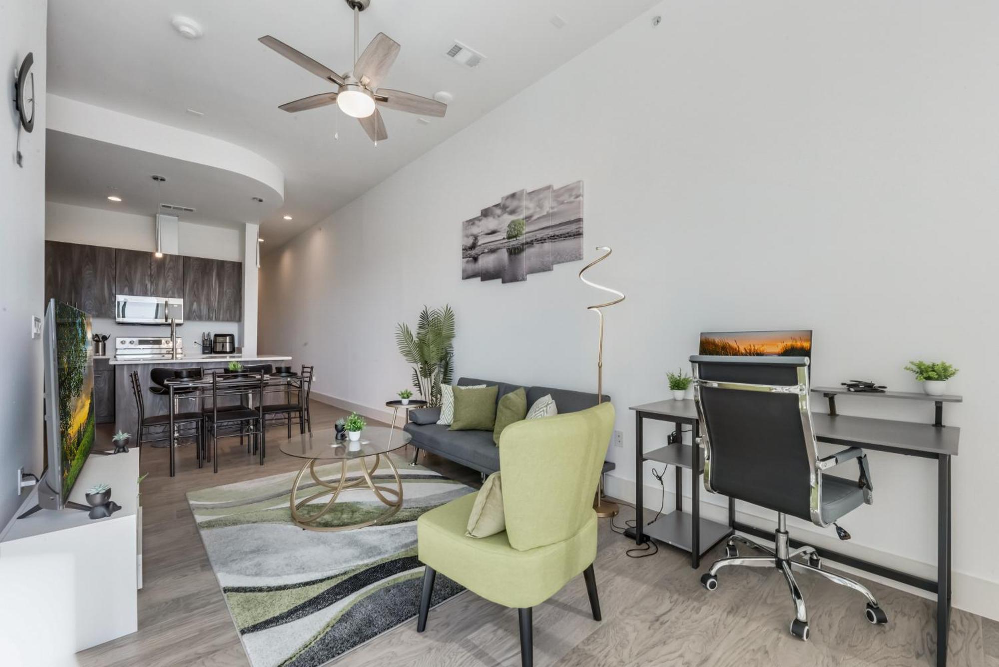 Snazzy Loft Style 2Br I Gym I Parking I Workspace دالاس المظهر الخارجي الصورة